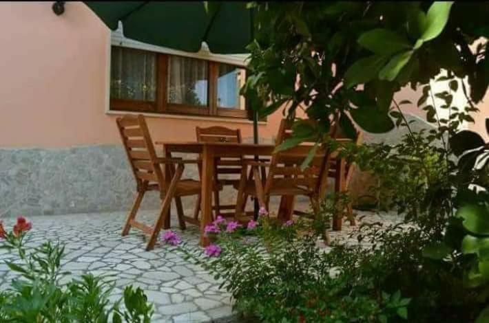 La Casina Di Vanni - Casa Vacanza Nel Cuore Del Salento Arnesano Eksteriør billede